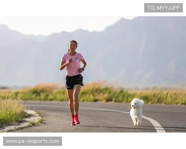 国际马拉松精英组完成节奏模拟，全程表现稳定
