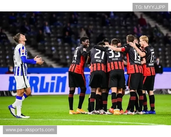 法兰克福锋线训练良好具威胁性，闪耀欧洲赛场